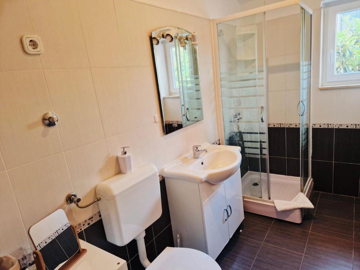 Olive Tree Apartments Rovinj Ngoại thất bức ảnh